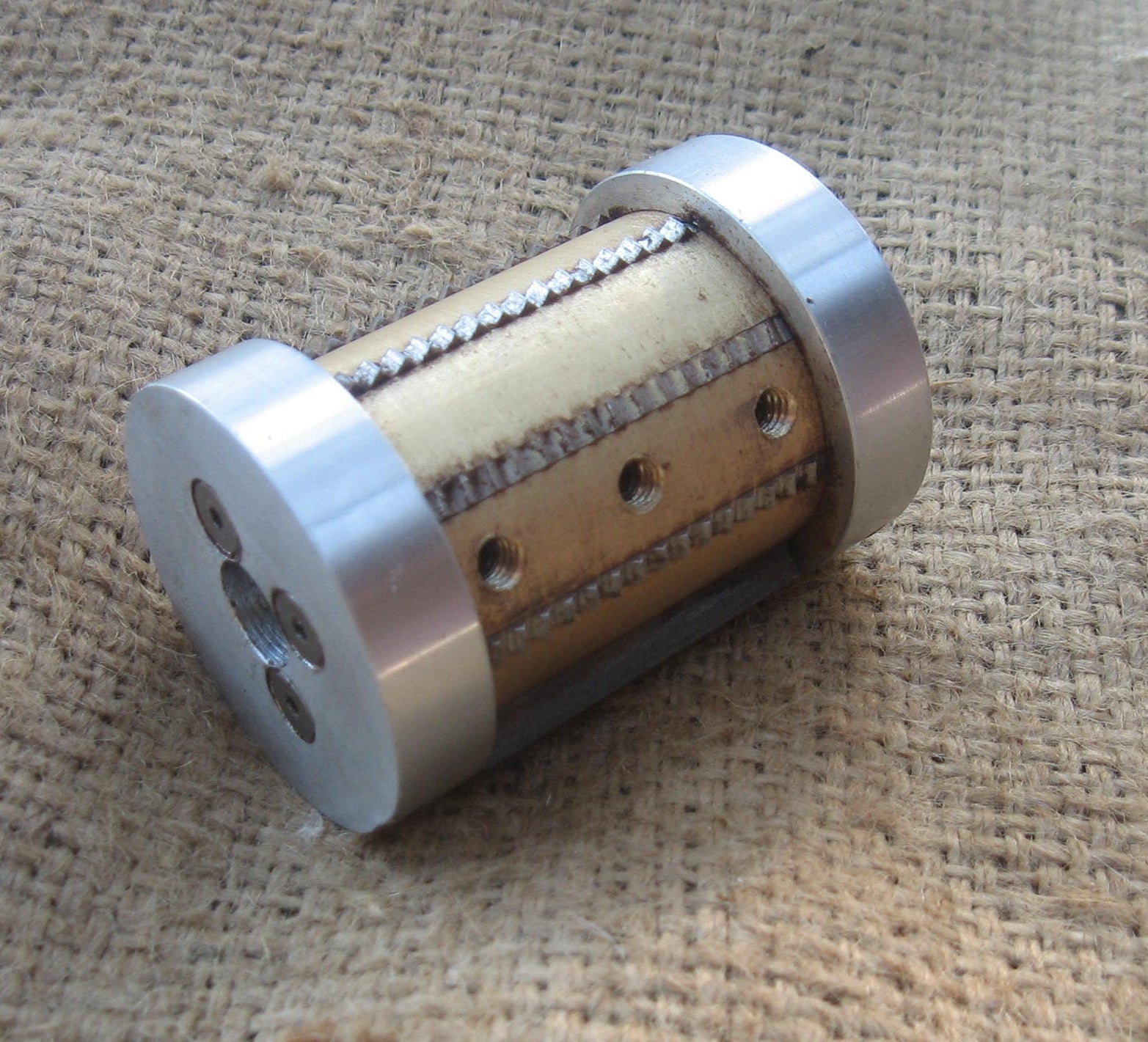 Deluxe Cracker Blade Holder Replacement Part