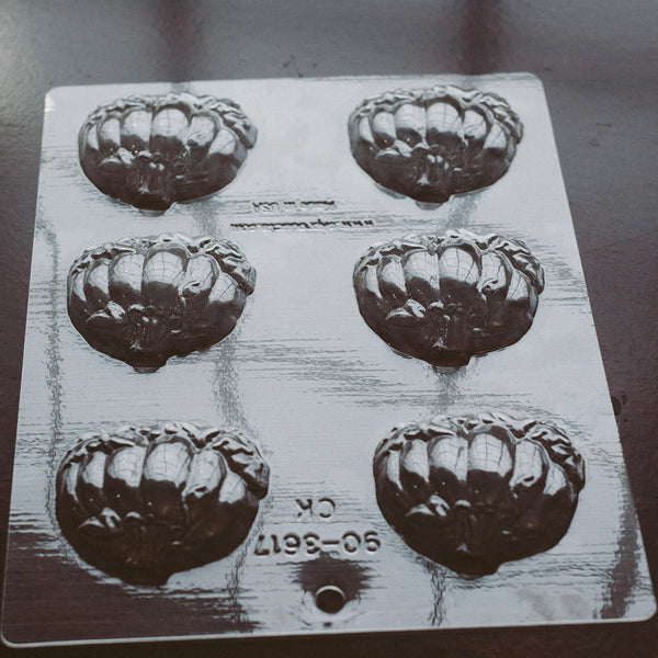 Large Pumpkin Mold